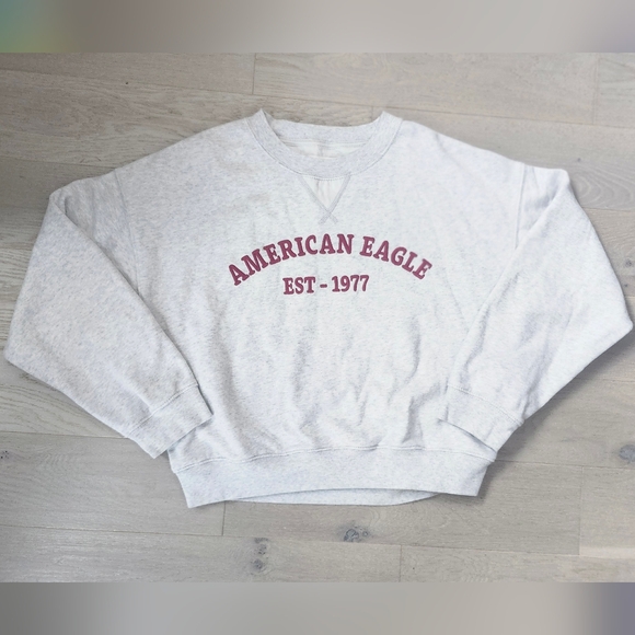 American Eagle Outfitters Tops - American Eagel Sweater Small
